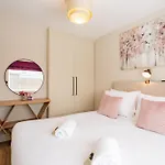 Seanaras Beag Apartment *